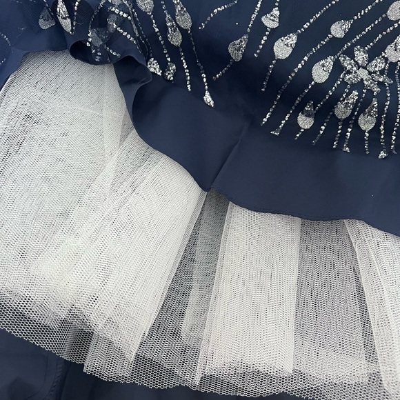 Elizabeth K by GLS Formal Navy Blue Full Length Gown Size Medium Holiday Party - Picture 12 of 13